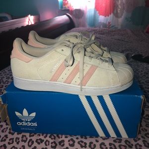 Adidas womans ice pink and cream sneakers sz 6